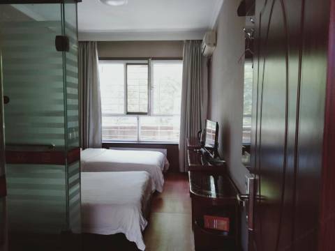 金塔顺泰商务宾馆(人民医院店)