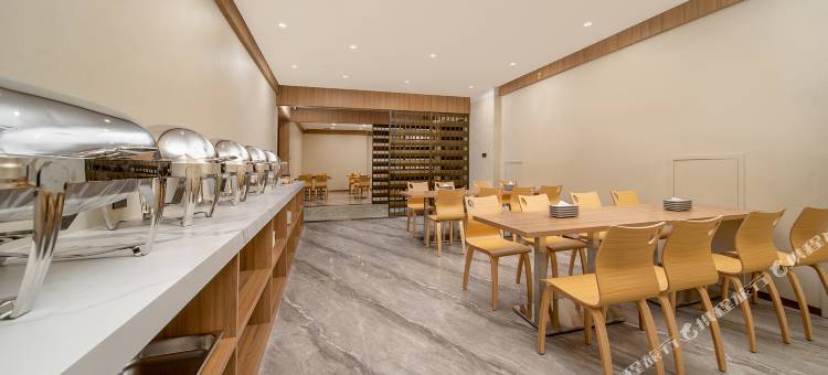 花城中心酒店(广州体育中心林和西地铁站店)图片