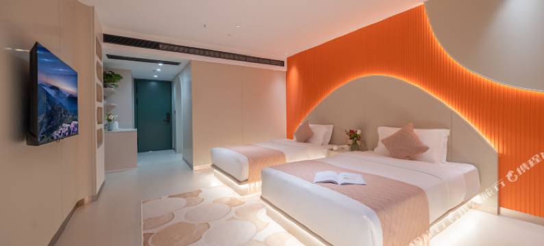 西双版纳景洪金曼酒店(泼水广场店)图片