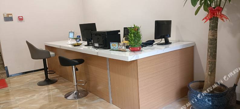 金诚住宿(崇贤上亿广场店)图片