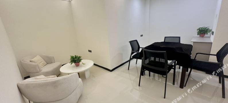 朝暮·ins设计轻奢美宿(呼和浩特站海亮广场店)图片