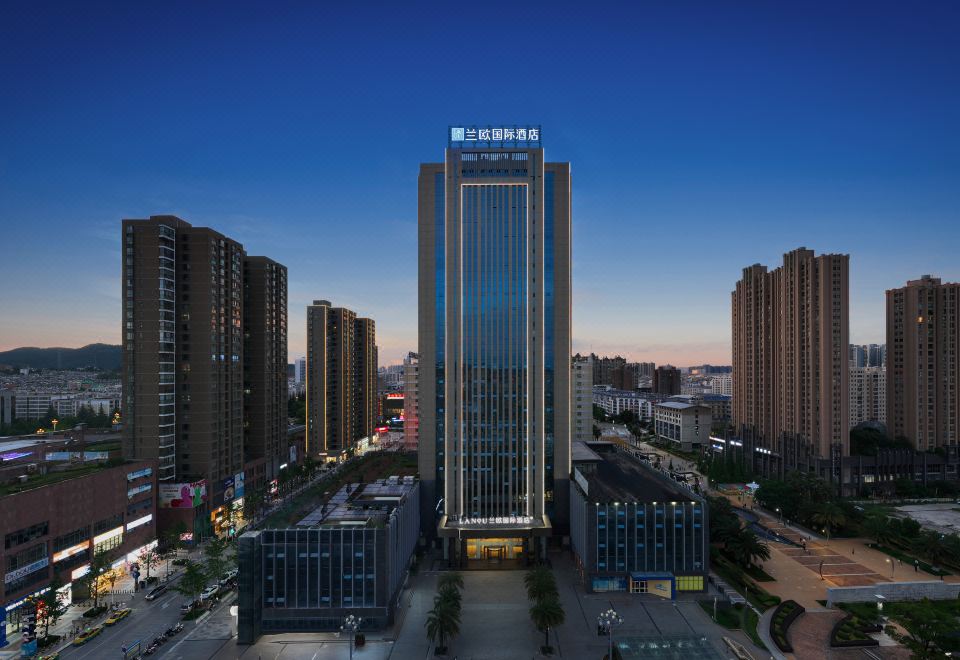 兰欧国际酒店（曲靖华厦广场店）外景图
