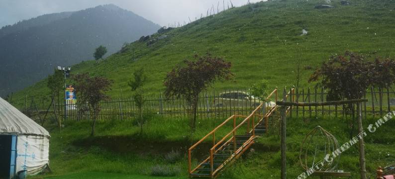 琼库什台盛开民宿图片