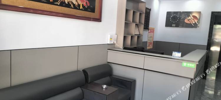 柏雅酒店(丰镇市高铁站店)图片