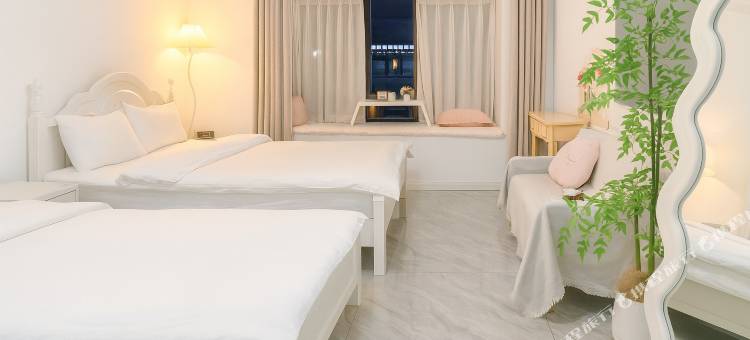 小二家民宿(东海水晶城店)图片