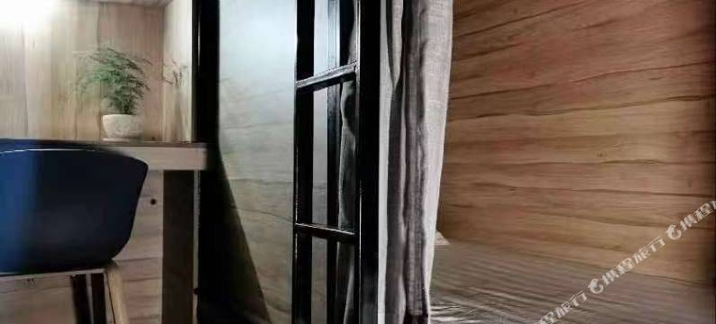 石河子花巢青年旅馆图片