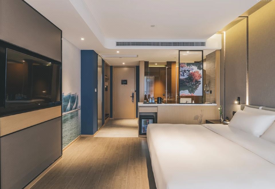  Hotel Overview
