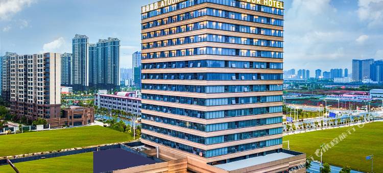 南昌西站国际博览城亚朵酒店图片