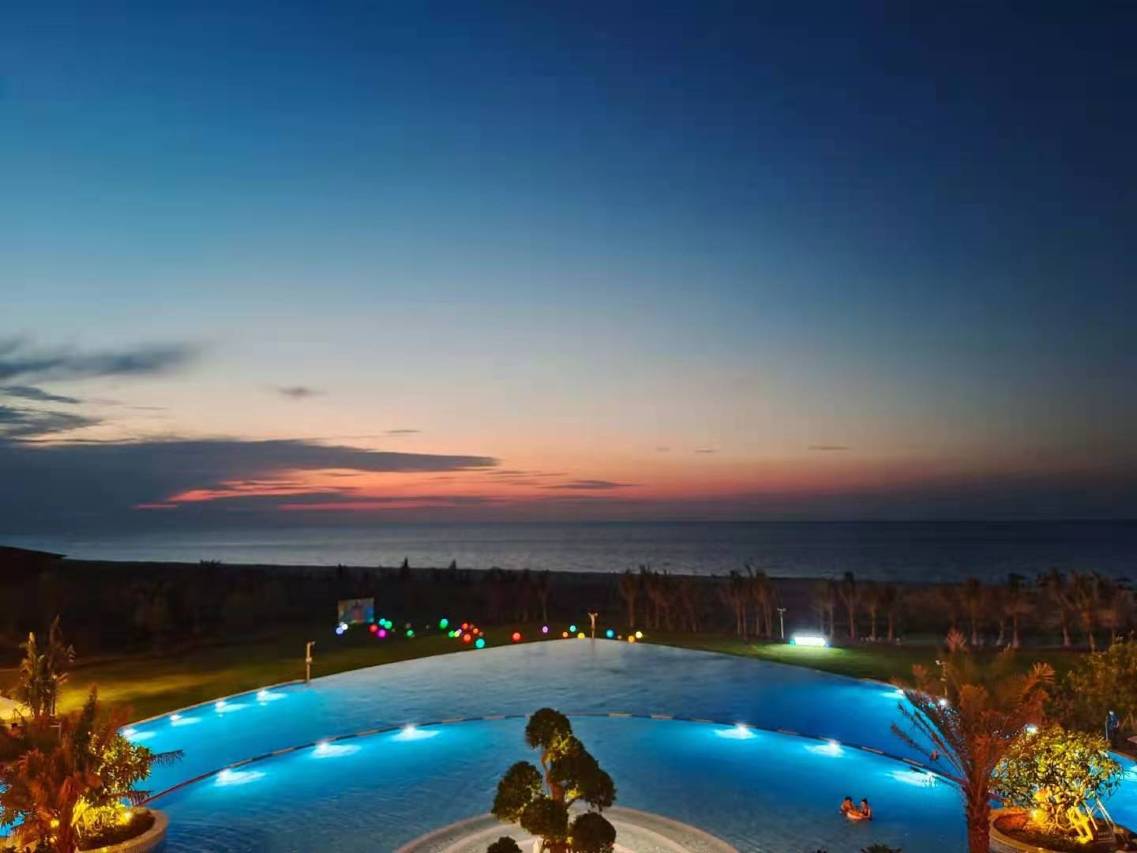 海南万国棋子湾海滩大酒店图片