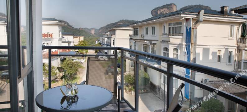 武夷山九曲馨悦别墅(三姑度假区印象大红袍剧场店)图片