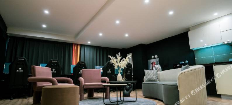 魔王电竞公寓(西安高新甘家寨地铁站店)图片