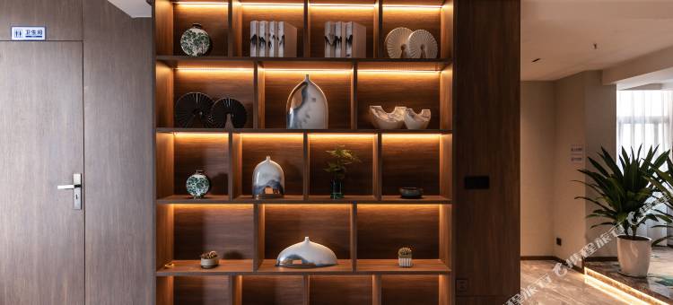 云华里酒店(宜宾冠英古街东街花园店)图片