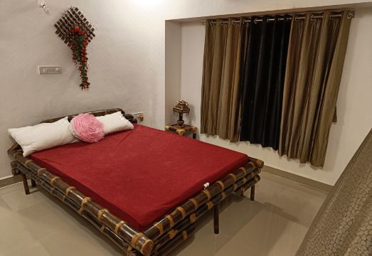 FEEL@HOME Hotel Overview