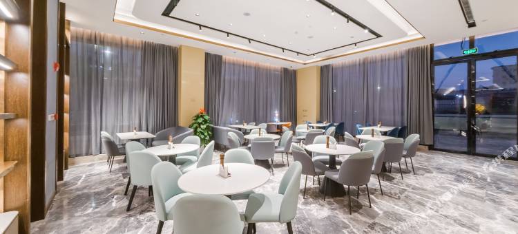 和颐至尚酒店(深圳大鹏新区葵涌店)图片