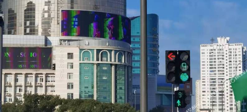 云上曼居酒店(宁波天一广场银泰店)图片