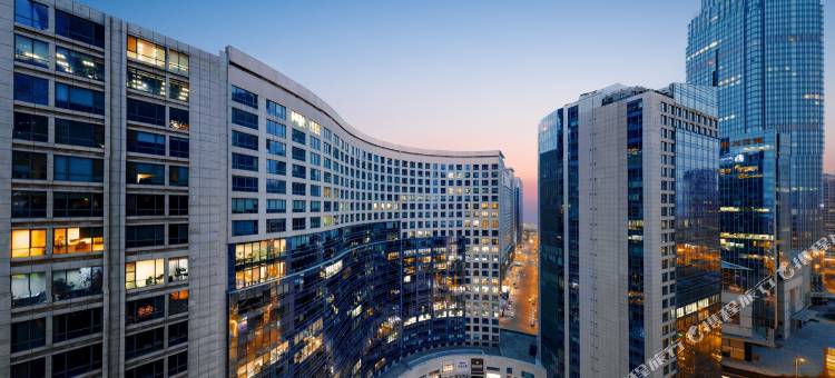 沈阳财富酒店(市府广场北站地铁站店)图片