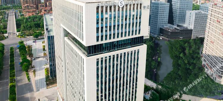 西宁海湖新区国投广场亚朵S酒店图片