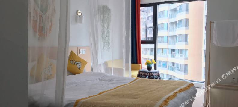 小小民宿(宜宾南站店)图片