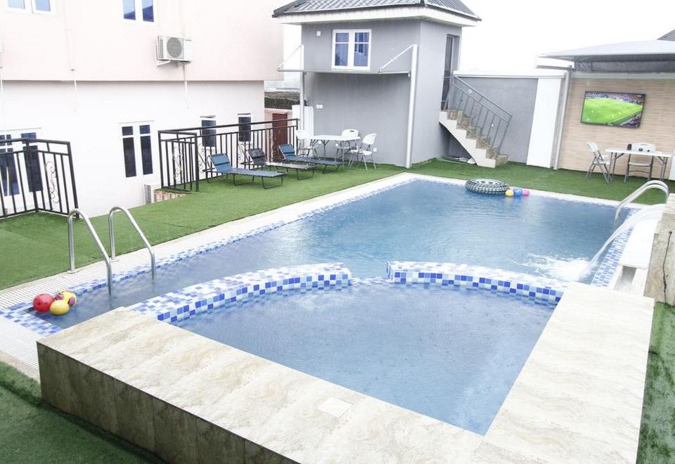 ST Hotel ApartmentHotel Overview