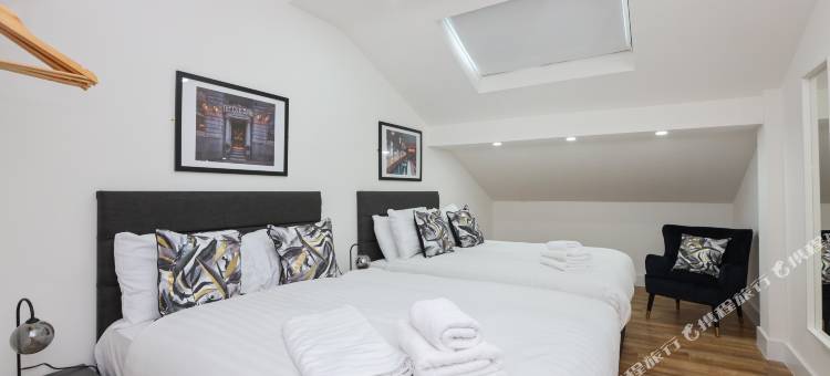 Concert Square Apartments by Happy Days图片