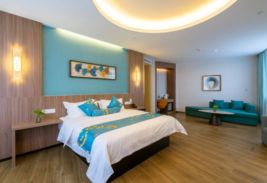 Shanghai Baolong Home Hotel (Ma'anshan Dangtu East Station Branch)Hotel Overview