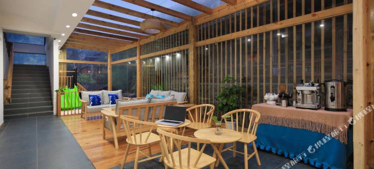 龙脊浣溪·揽月全景民宿(龙脊梯田千层天梯观景台店)图片