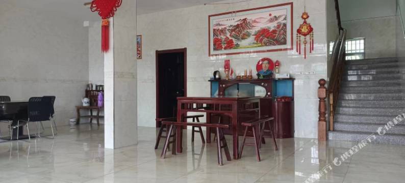 三清山鸿威客栈图片