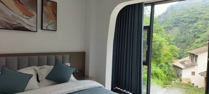 神农架山与山寻民宿(木鱼镇店)图片