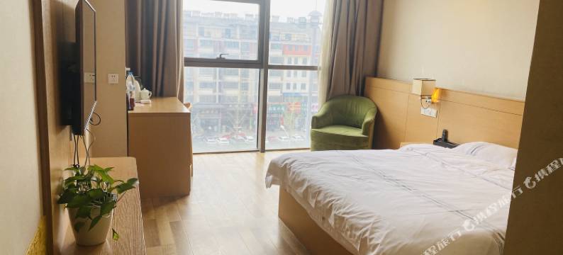 蓝湖水景汇酒店(淮北站店)图片