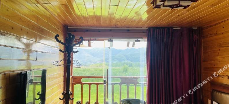 泸沽湖草湖怡居客栈图片