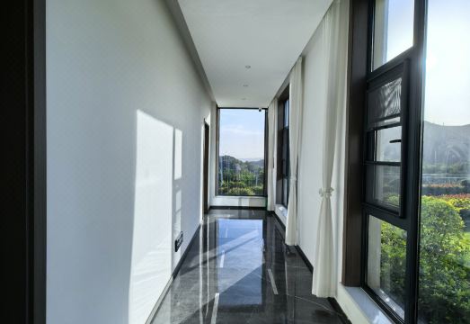 Zhongzhou Yueyin Fuxishan Huimeng Mountain ResidenceHotel Overview