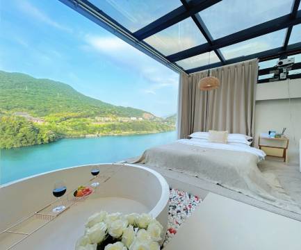 漫·柒汐江景度假民宿(东江湖景区沿江西路店)