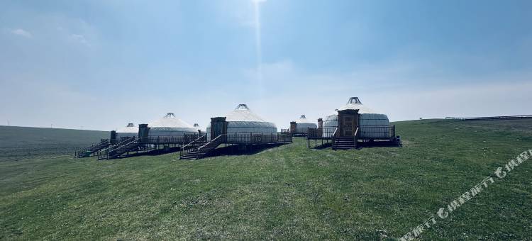 空中草源民宿(红石崖旅游区店)图片