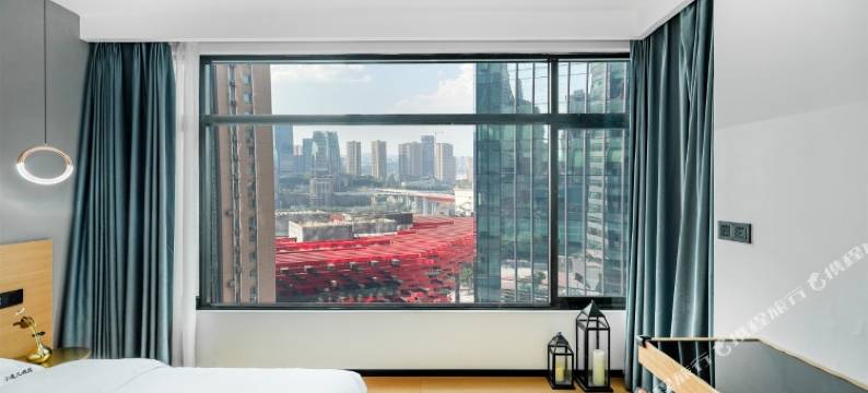 小兔几酒店(重庆解放碑步行街店)图片