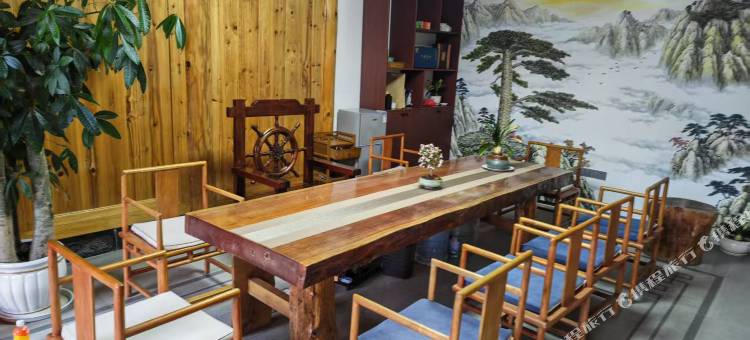 御虹臻阁(兴义万峰林景区店)图片