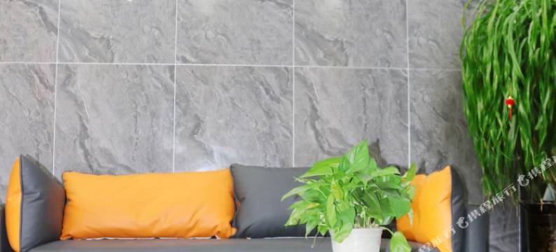 启航快捷酒店(西宁曹家堡机场店)图片