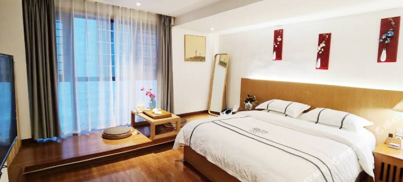 喜柚轻奢民宿(古城虹桥店)图片