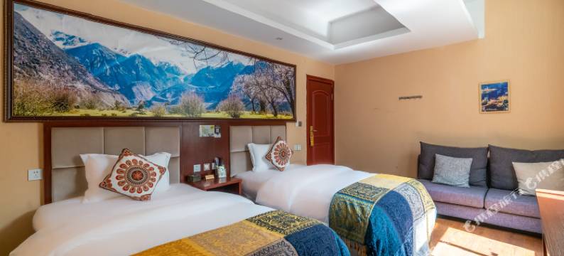 雅江蜀渝商务酒店图片