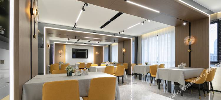 艺龙万国酒店(武汉国际博览中心四新店)图片