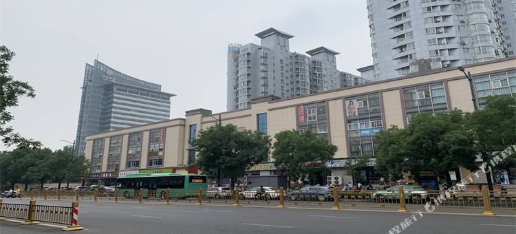 博怡时尚酒店(郑州经三路店)图片