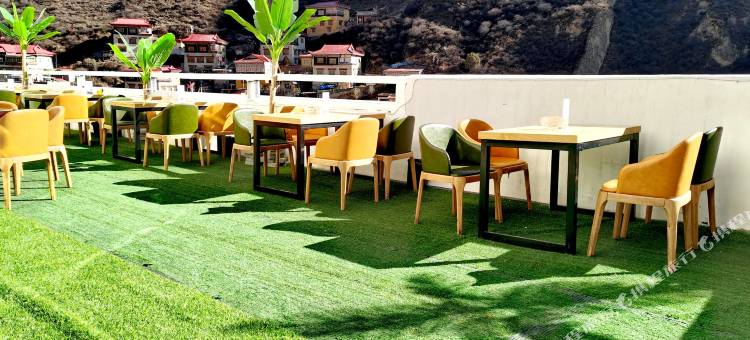 新龙丹霞大酒店图片