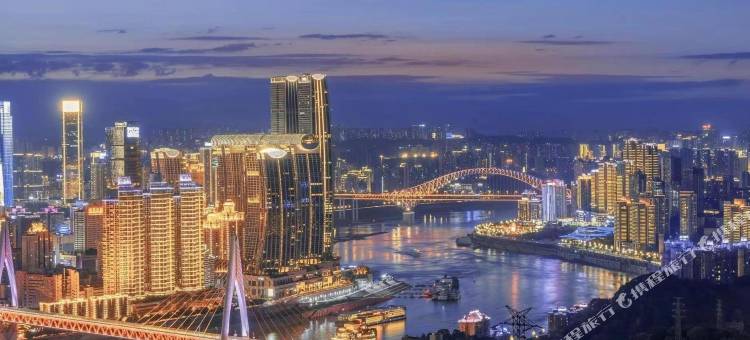 重庆璞舍perseus高空江景民宿(解放碑洪崖洞店)图片