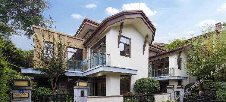 崇州街子古镇斯维登温泉度假酒店(青城山居店)图片