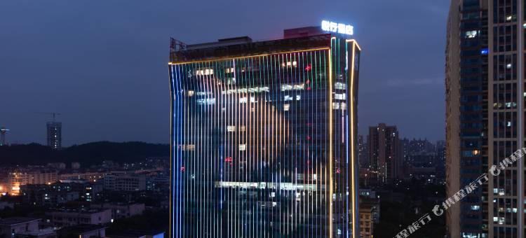 悦行酒店(娄星广场春园步行街店)图片
