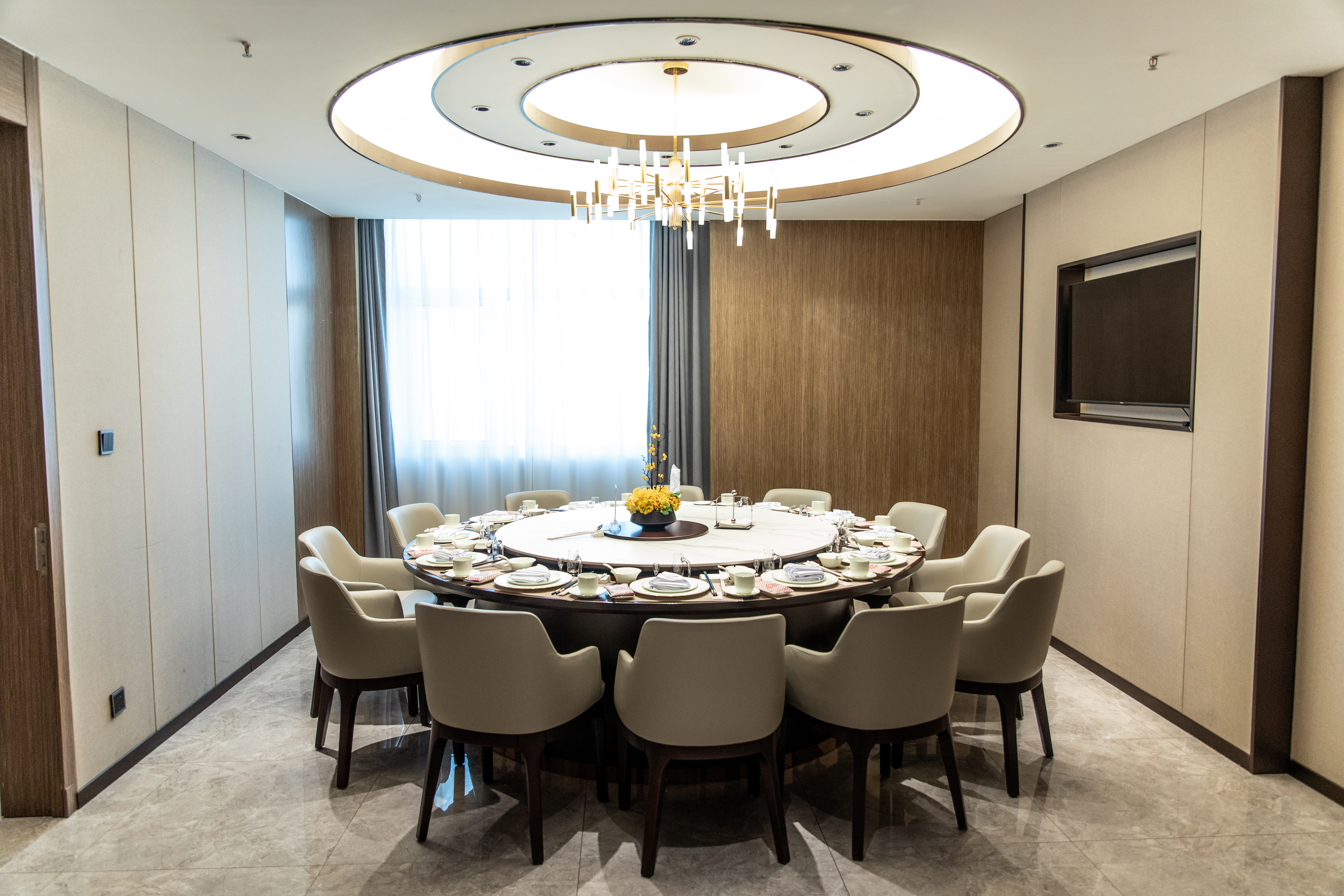 Yuehai Hotel FengningOver view