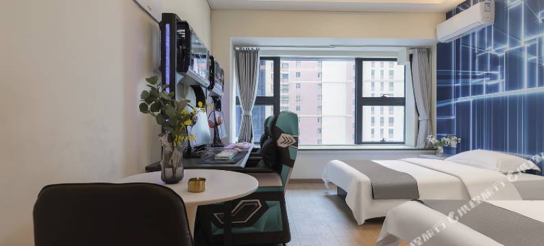 银座幸福里电竞电影酒店(济南火车站店)图片