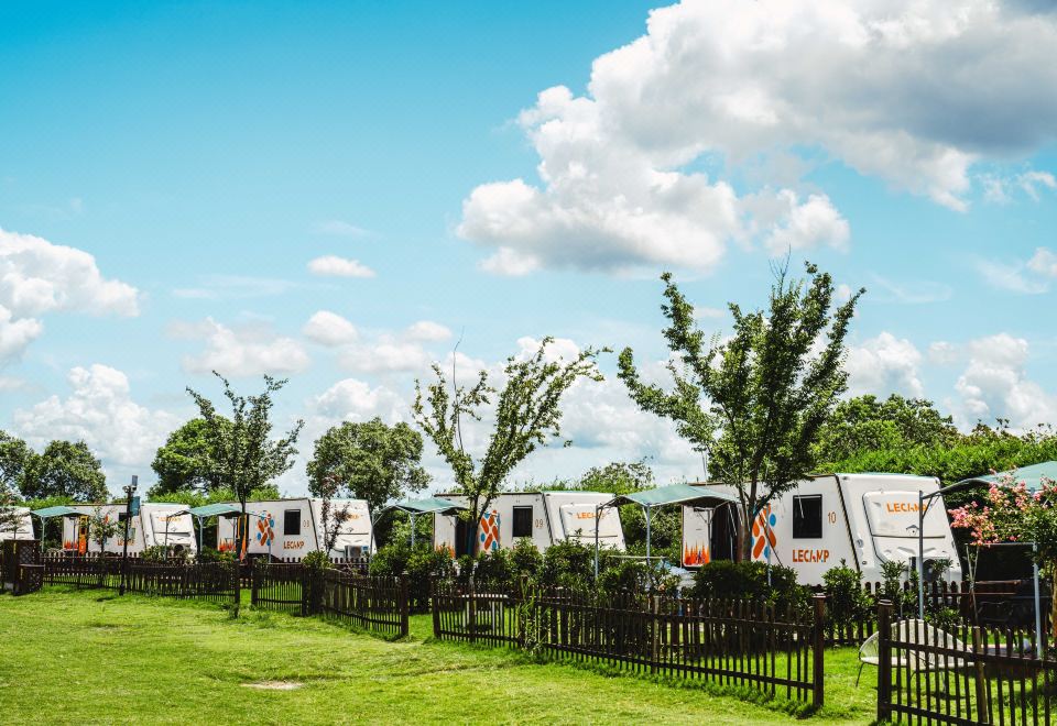 Leying Dianshan Lake International CampOver view