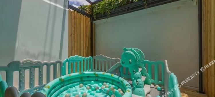 龚禧里·初见酒店(蒙自站店)图片