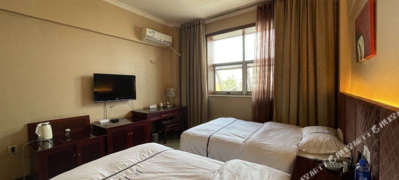 邛崃富宏大酒店(邛崃第一中学高铁站店)图片