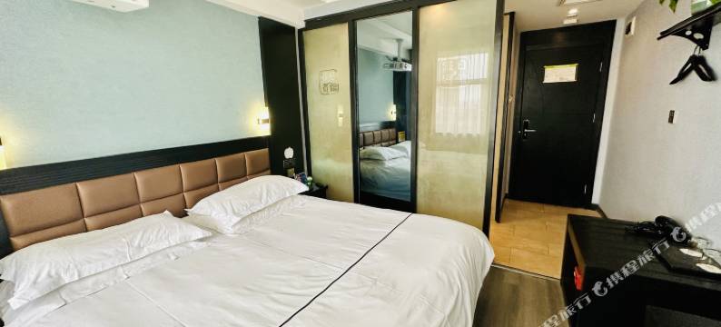 青春假日酒店(渭南东风大街店)图片